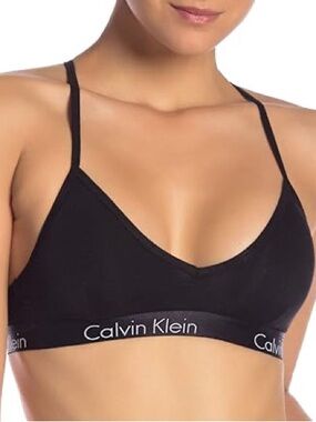 Calvin Klein • NWT lightly padded bralette